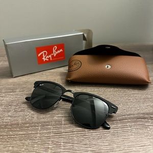 Rayban Clubmaster Metal Black. Brand new never worn.